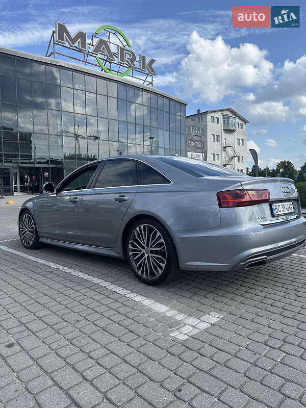Audi-3