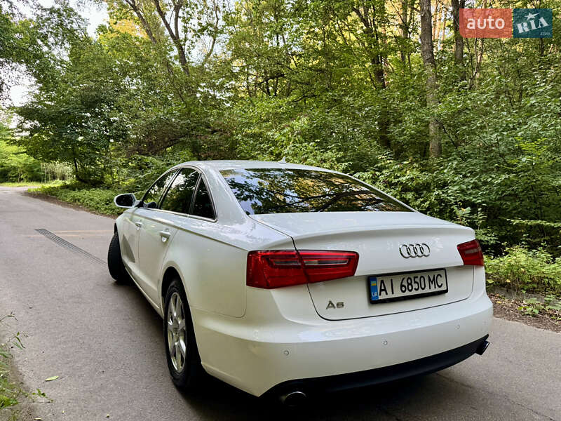 Audi-8