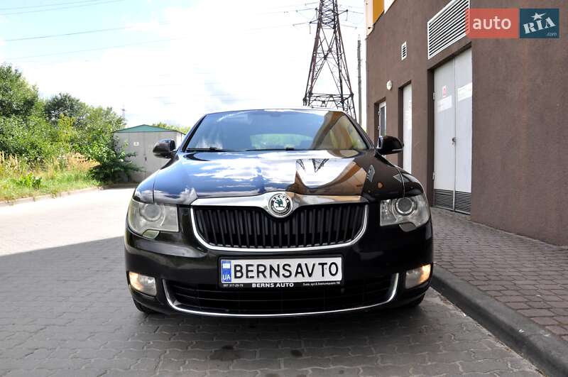 Skoda Superb 2011