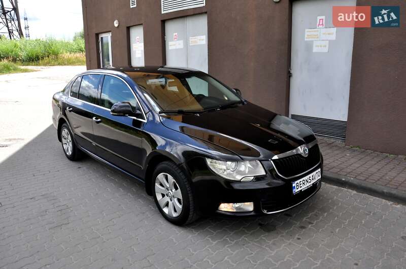 Skoda Superb 2011