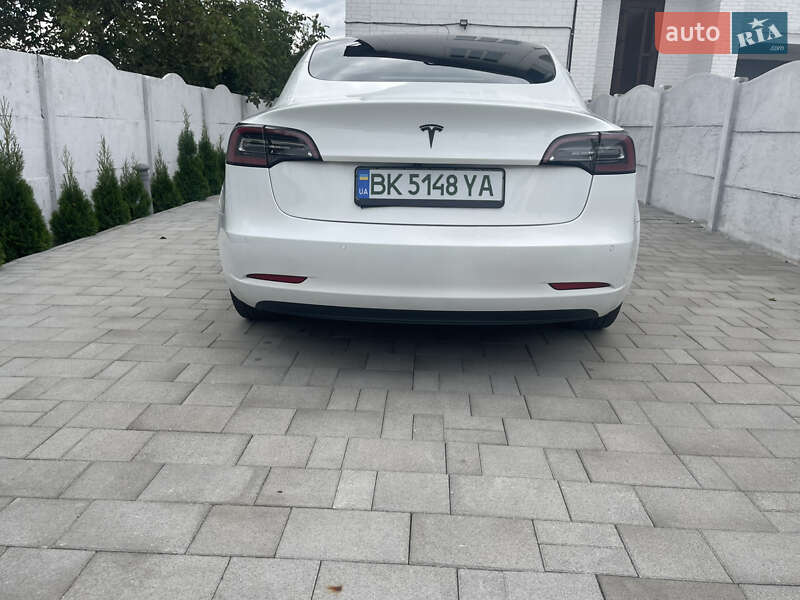Tesla-19