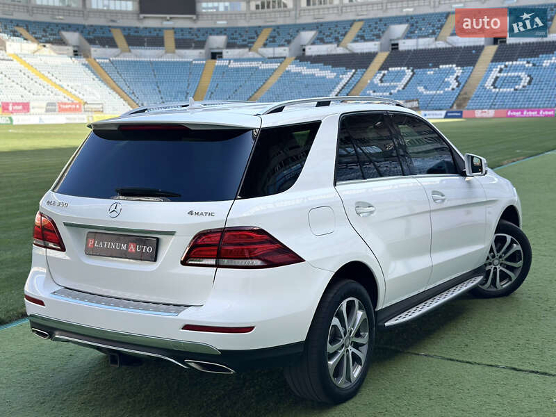 Mercedes-Benz GLE-Class 2016