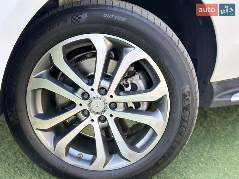 Mercedes-Benz GLE-Class 2016