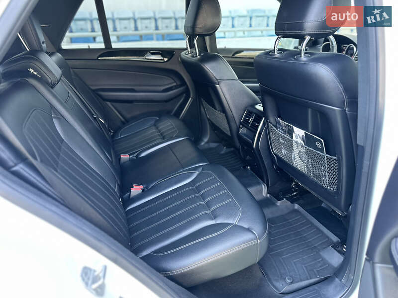 Mercedes-Benz GLE-Class 2016