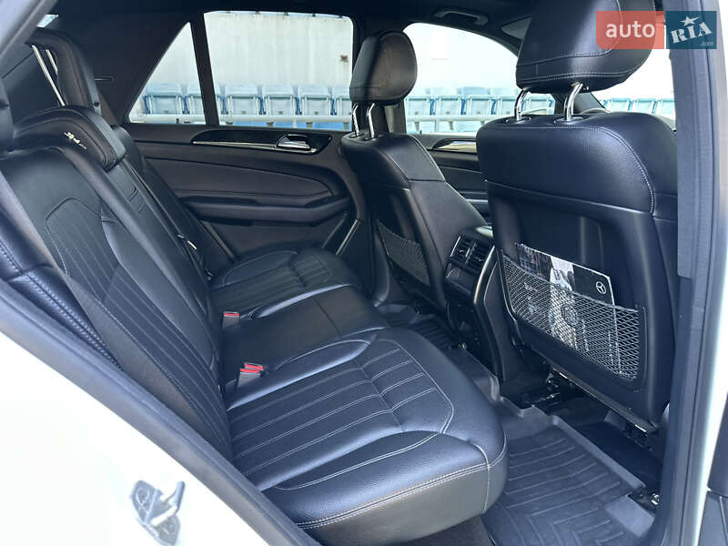 Mercedes-Benz GLE-Class 2016