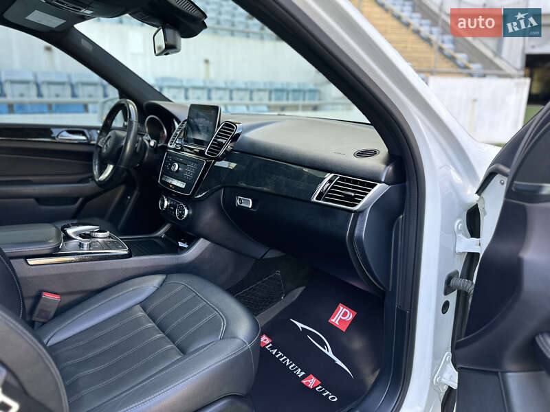 Mercedes-Benz GLE-Class 2016