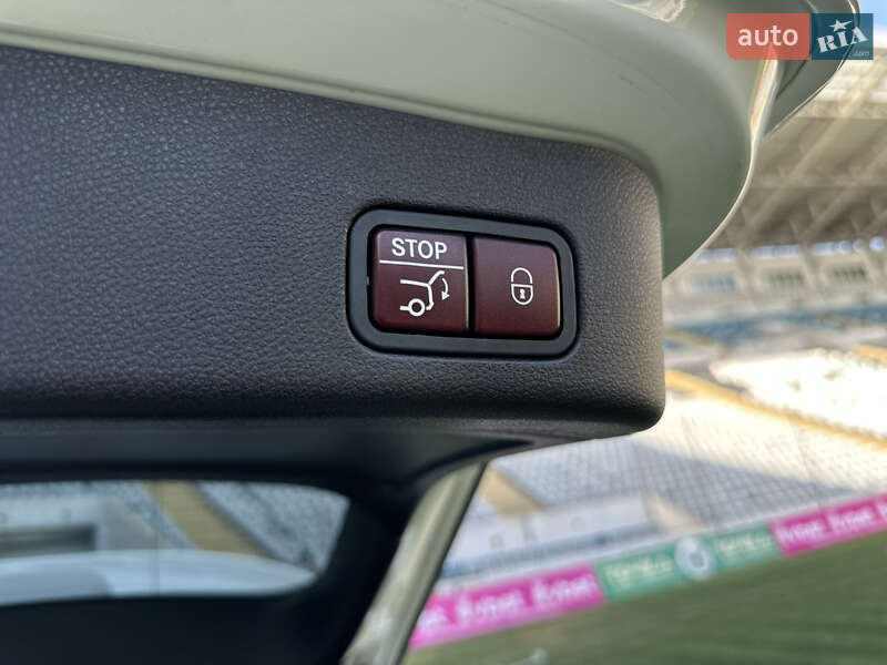 Mercedes-Benz GLE-Class 2016