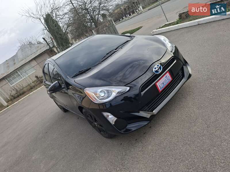 Toyota Prius 2016