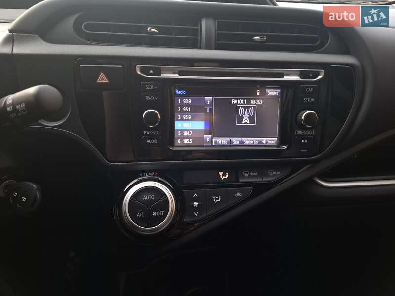 Toyota Prius 2016