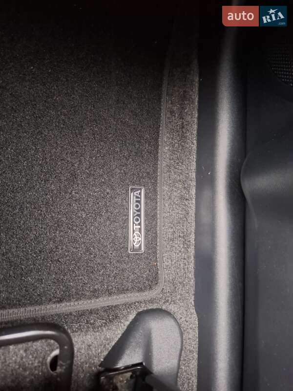 Toyota Prius 2016
