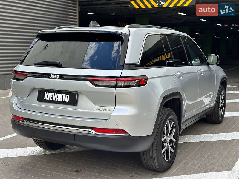 Jeep Grand Cherokee 2023
