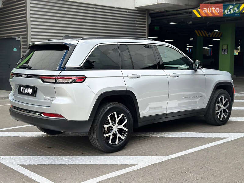 Jeep Grand Cherokee 2023