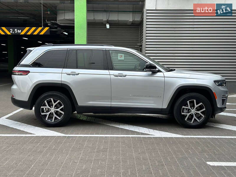 Jeep Grand Cherokee 2023