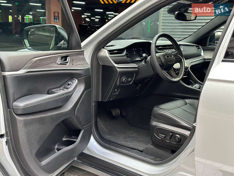 Jeep Grand Cherokee 2023