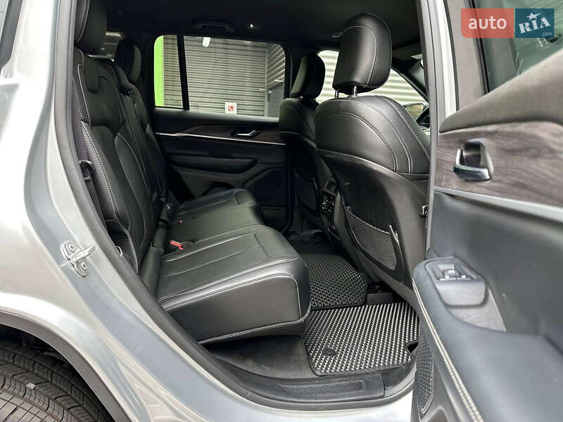 Jeep Grand Cherokee 2023