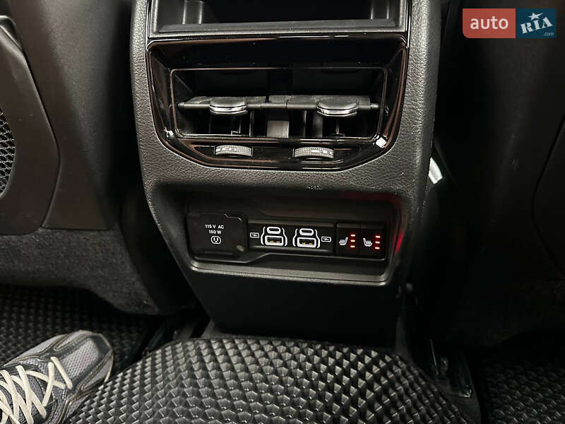 Jeep Grand Cherokee 2023