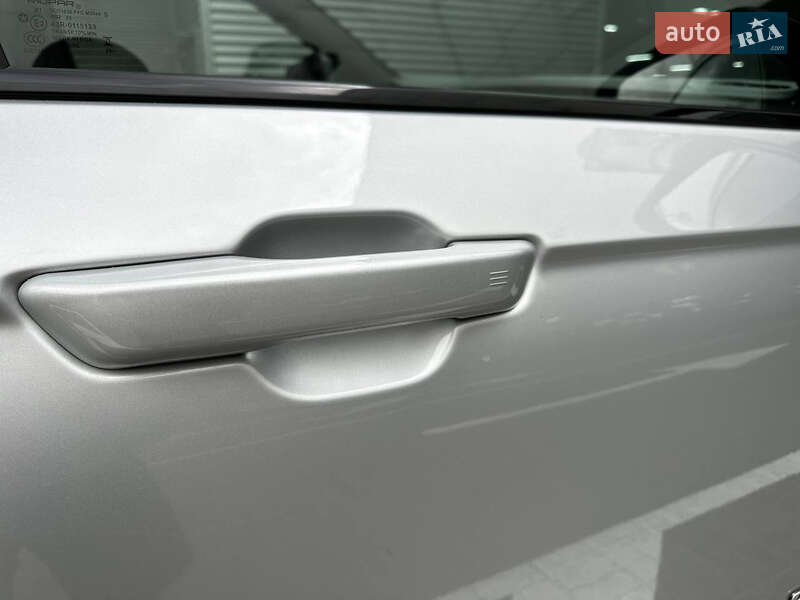 Jeep Grand Cherokee 2023