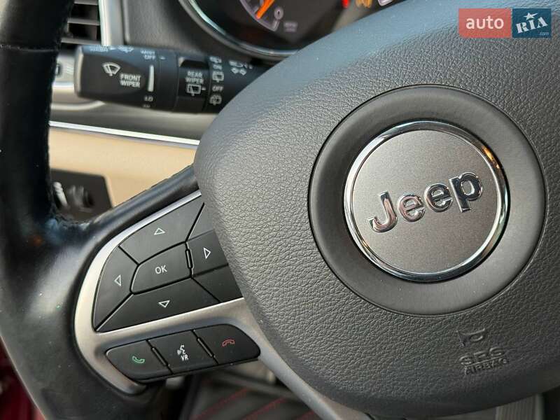 Jeep Grand Cherokee 2019