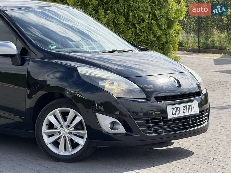 Renault Grand Scenic 2010
