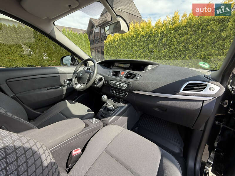 Renault Grand Scenic 2010