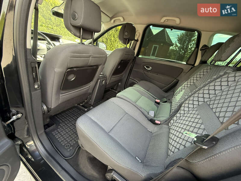 Renault Grand Scenic 2010