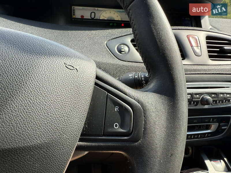 Renault Grand Scenic 2010