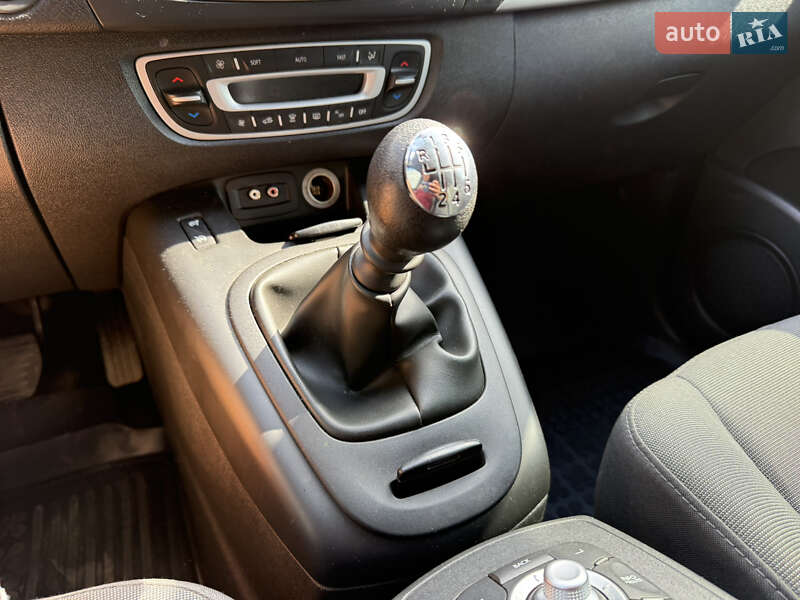 Renault Grand Scenic 2010