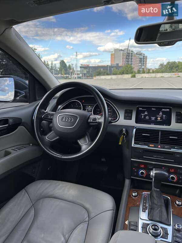 Audi-43