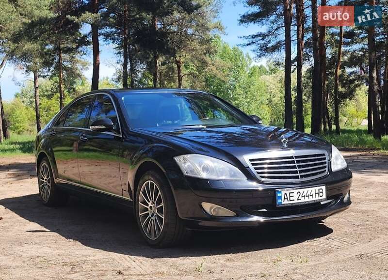 Mercedes-Benz S-Class 2007