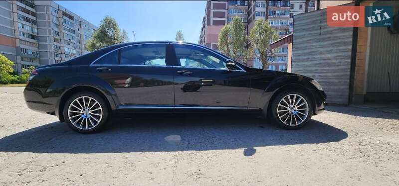 Mercedes-Benz S-Class 2007