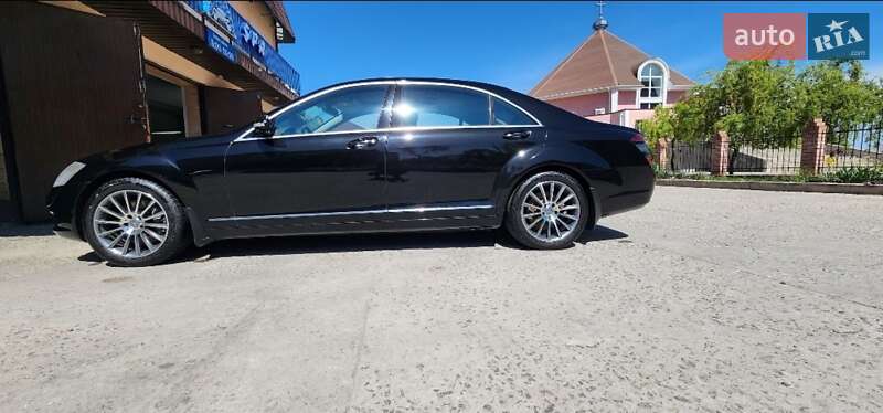 Mercedes-Benz S-Class 2007