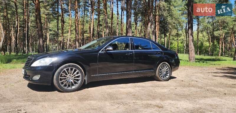 Mercedes-Benz S-Class 2007