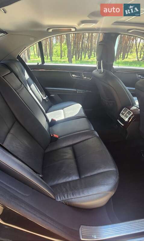 Mercedes-Benz S-Class 2007