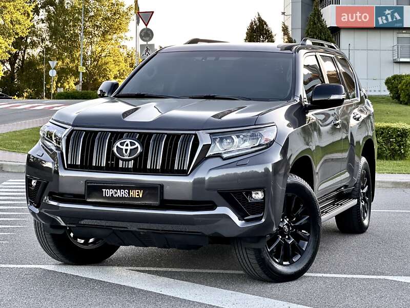 Toyota Land Cruiser Prado 2021