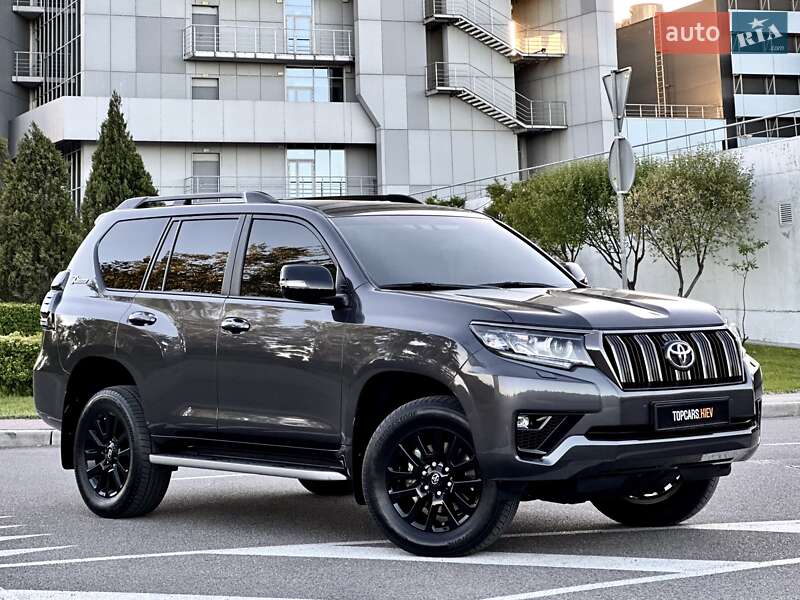 Toyota Land Cruiser Prado 2021