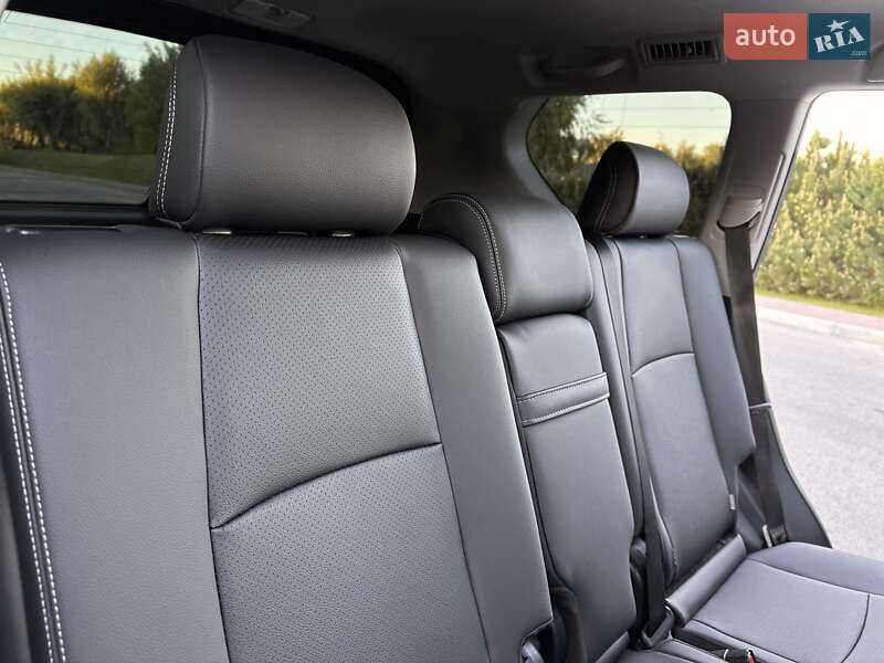 Toyota Land Cruiser Prado 2021