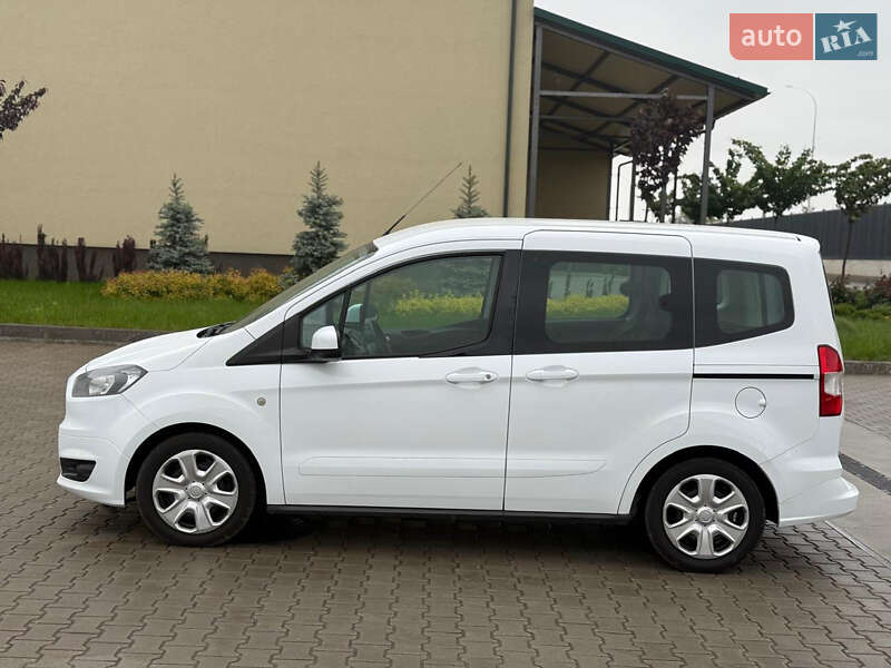 Ford Tourneo Courier 2017