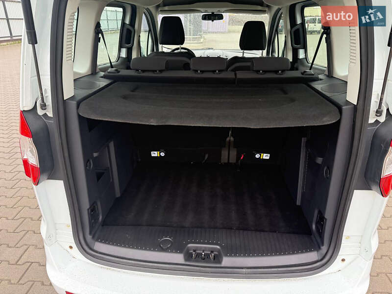 Ford Tourneo Courier 2017