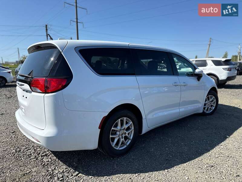 Chrysler Pacifica 2017