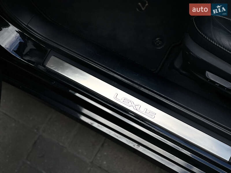 Lexus-41