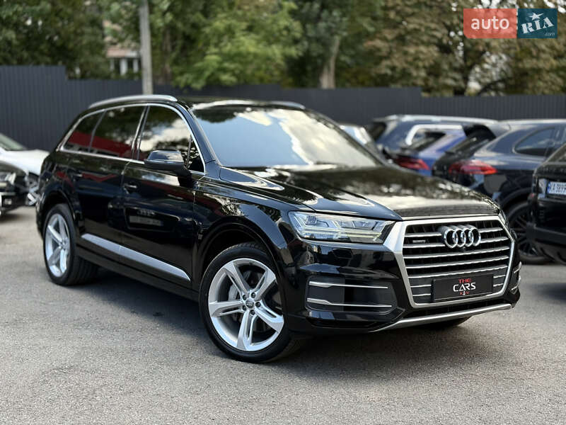 Audi-7