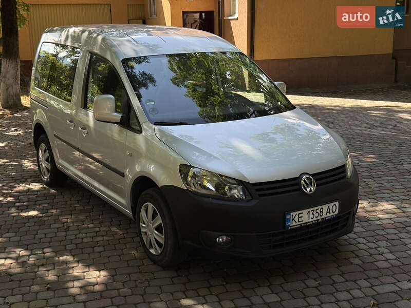 Volkswagen Caddy 2011