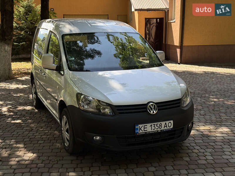 Volkswagen Caddy 2011