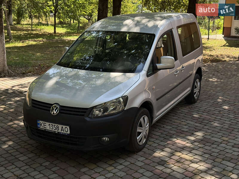 Volkswagen Caddy 2011
