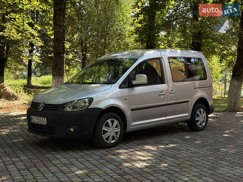 Volkswagen Caddy 2011