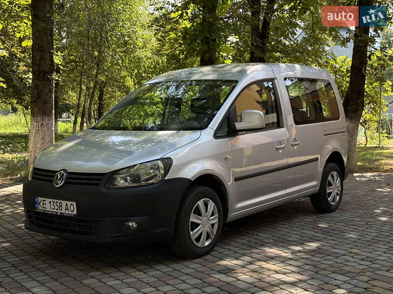Volkswagen Caddy 2011