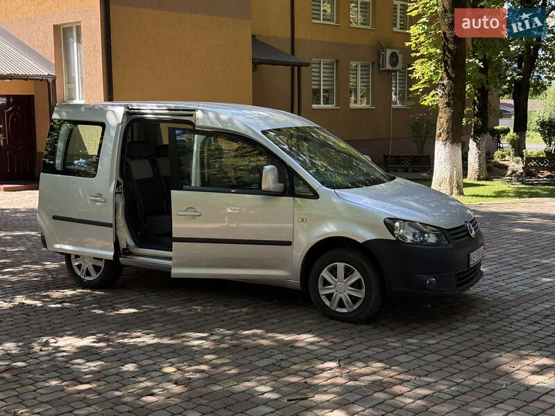 Volkswagen Caddy 2011