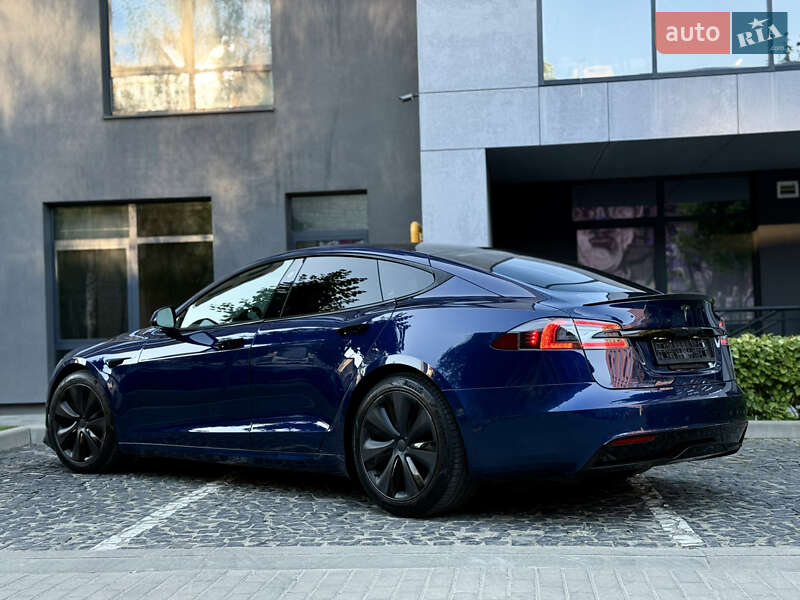 Tesla-34