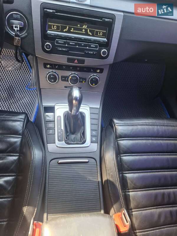 Volkswagen Passat 2012