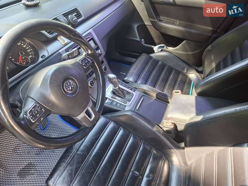 Volkswagen Passat 2012